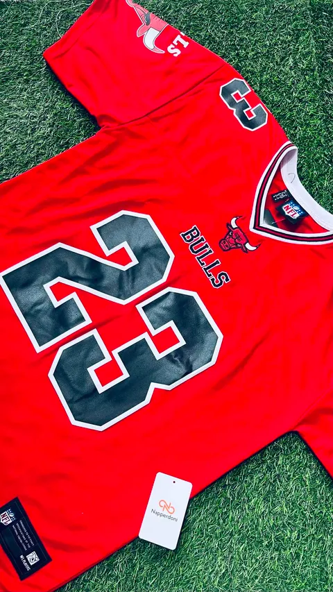 779842220_1357626006091212_4309302355758088340_n Bulls Red