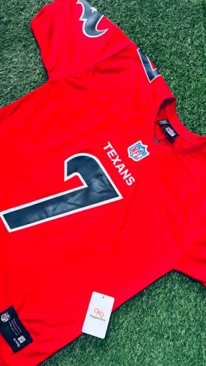 781005117_998964903142942_4743207721162417690_n Texans Red