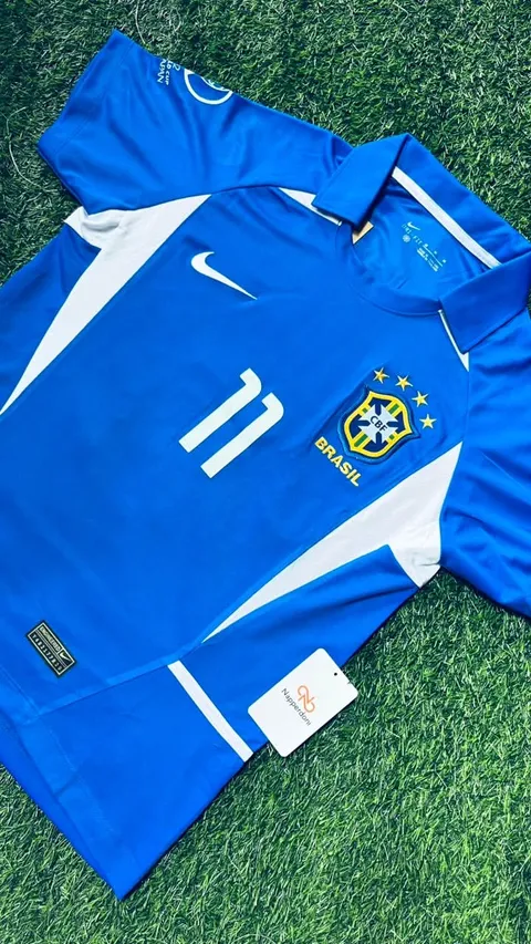 825260953_1989793921685385_5327445120028222376_n Brasil 2002